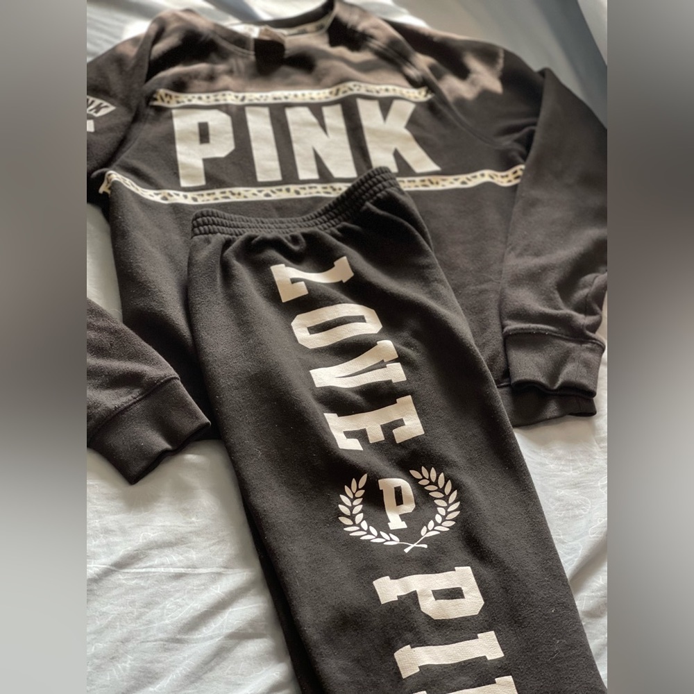 Victoria Secret sweatshirt and sweatpants set